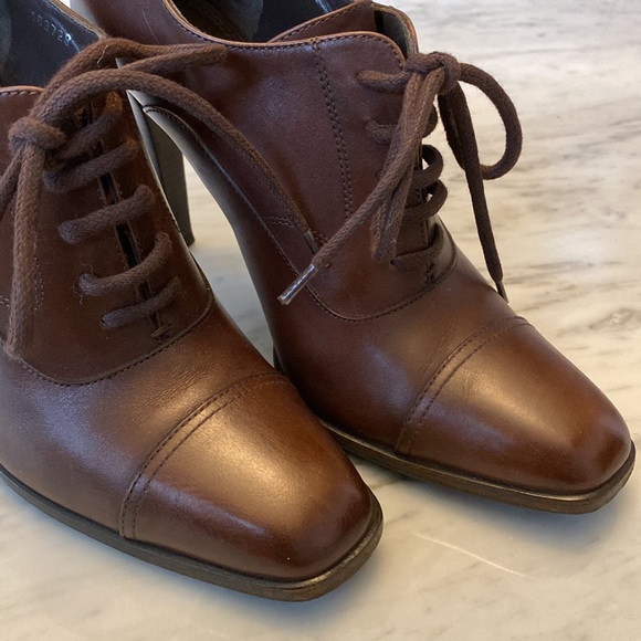 Ralph Lauren Purple Label Leather Heeled Oxfords - sz 38 - Picture 5 of 11